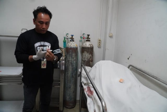 Jasad pemuda asal Singkawang bernama Hendri Riadi (30) di Rumah Sakit Antonius.