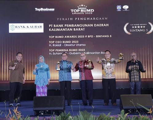 Bank Kalbar raih penghargaan Top BUMD Award Bintang Lima. (Istimewa)