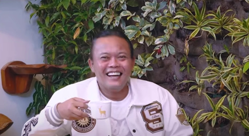 Komedian Sule dalam podcast YouTube Curhat Bang Denny Sumargo. (Foto: Tangkapan Layar Youtube Denny Sumargo)