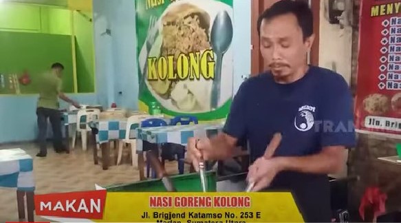 Nasi Goreng Kolong. (Foto: YouTube Trans7 Official)
