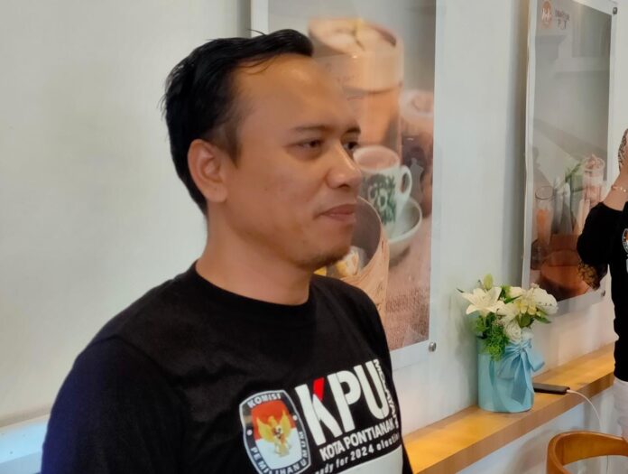 Komisioner KPU Pontianak, David Teguh.