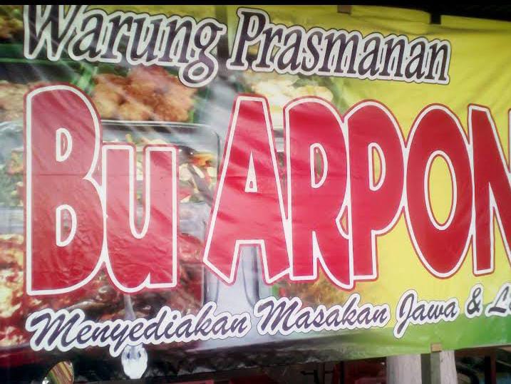 Baliho bagian depan Warung Prasmanan Bu Arponi. (Foto: Agus Budi Bustianto / Google Map)