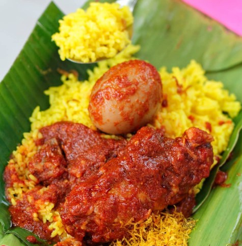 Nasi Kuning Banjar, Kuliner Khas Berbalut Bumbu Habang: Ini Bedanya –  Inside Pontianak