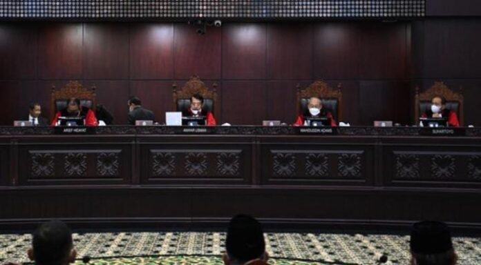 Suasana sdang Mahkamah Konstitusi berlansgung. (Foto: indrianto Eko Suwarso/Antara).
