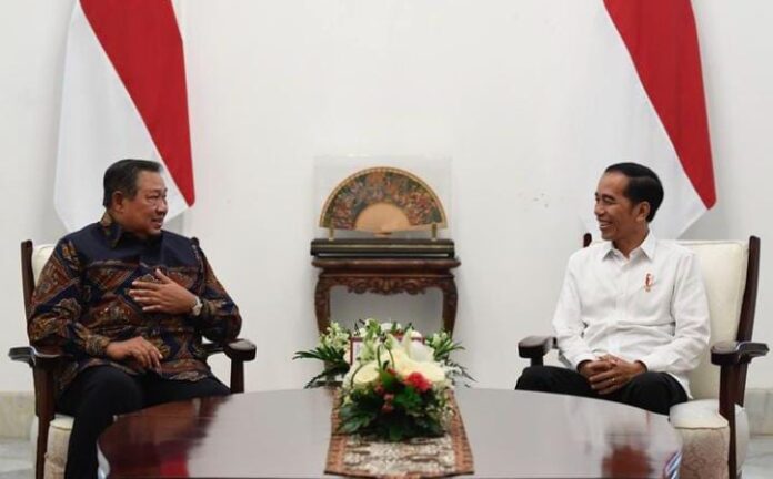 Presiden Joko (Jokowi) Widodo bertemu dengan Susilo Bambang Yudhoyono pada tahun 2019 lalu di Istana Bogor, Jawa Barat. (Foto: Antara/Puspa Perwitasari).