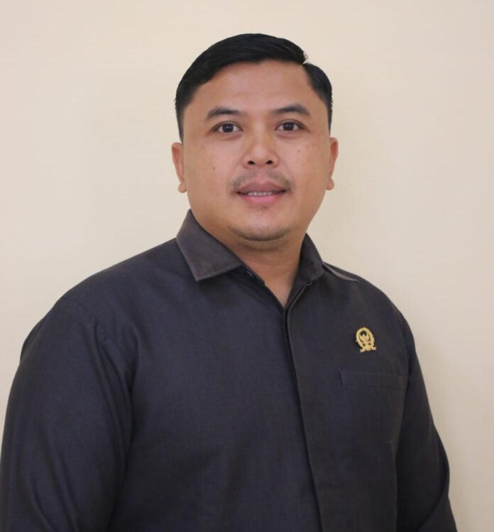 Foto: insidepontianak.com -- Robby Sugianto, Anggota DPRD Kabupaten Sanggau sekaligus Ketua DPC Gerindra Sanggau.