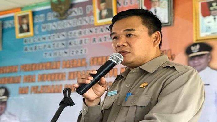 Agus Sudarmansyah  Ketua DPRD  Kabupaten Kubu/IST 